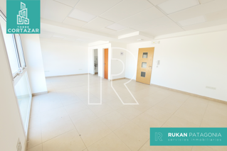 #Alquiler_RUKAN Oficina | TORRE CORTAZAR | Oficina 3 | 44m2|CalleHUMBERTO BEGHIN | Caleta Olivia.- foto 1