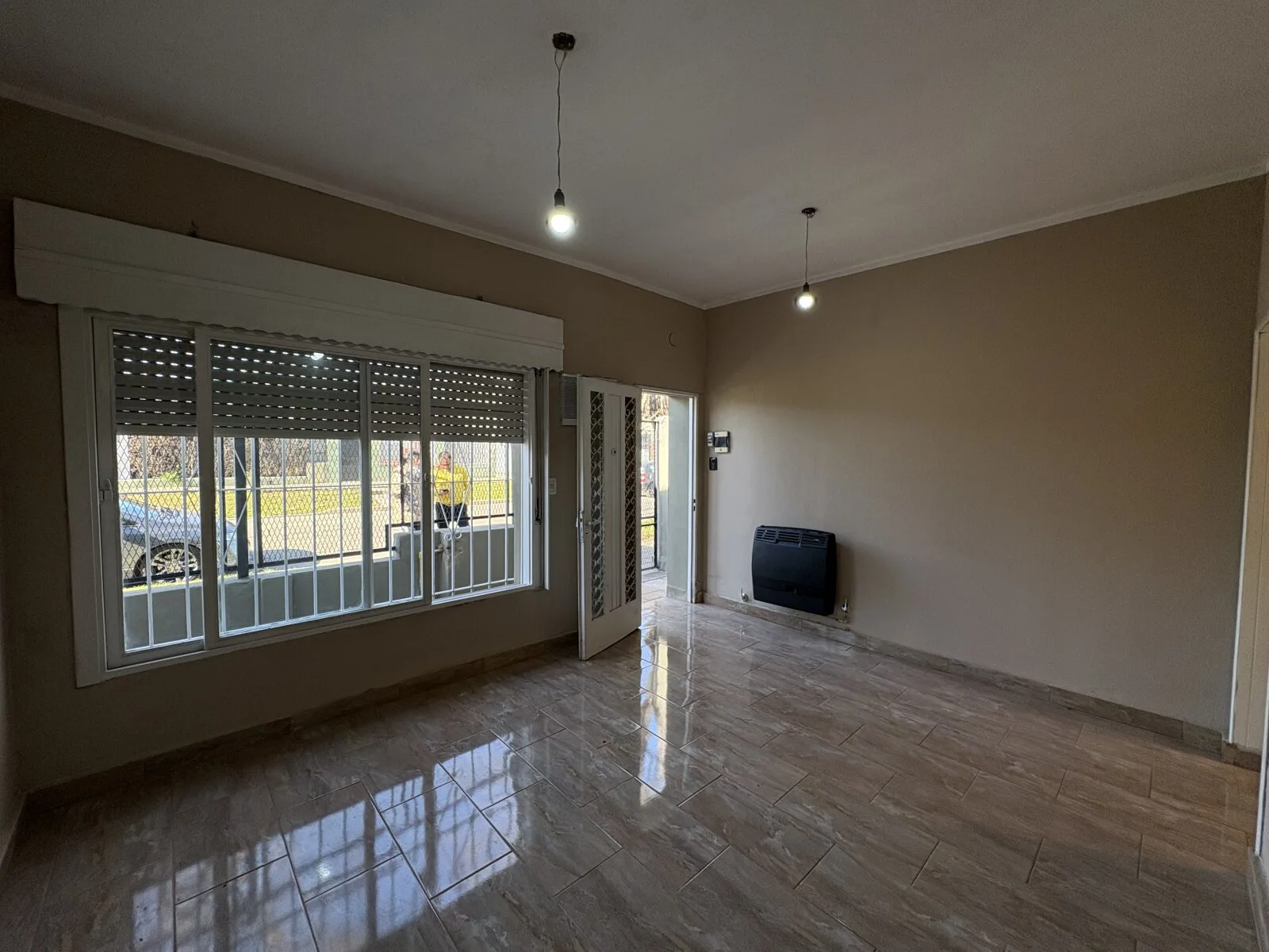 Se ALQUILA Casa en Padua foto 2