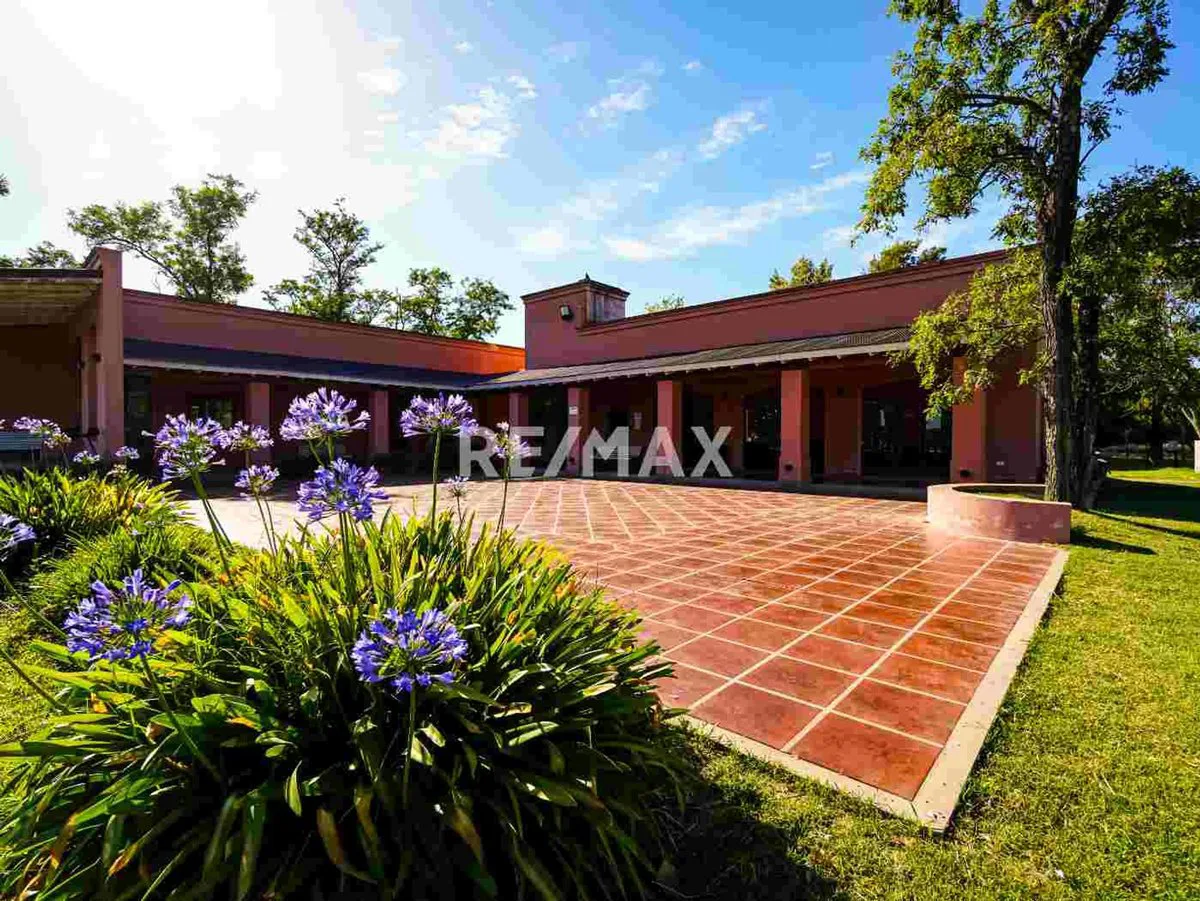 Lote  en venta en con vista abierta al Golf foto 5