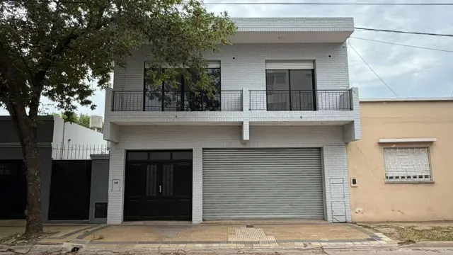 Local Comercial +Depto de 2 dorm c/cochera CENTRO
