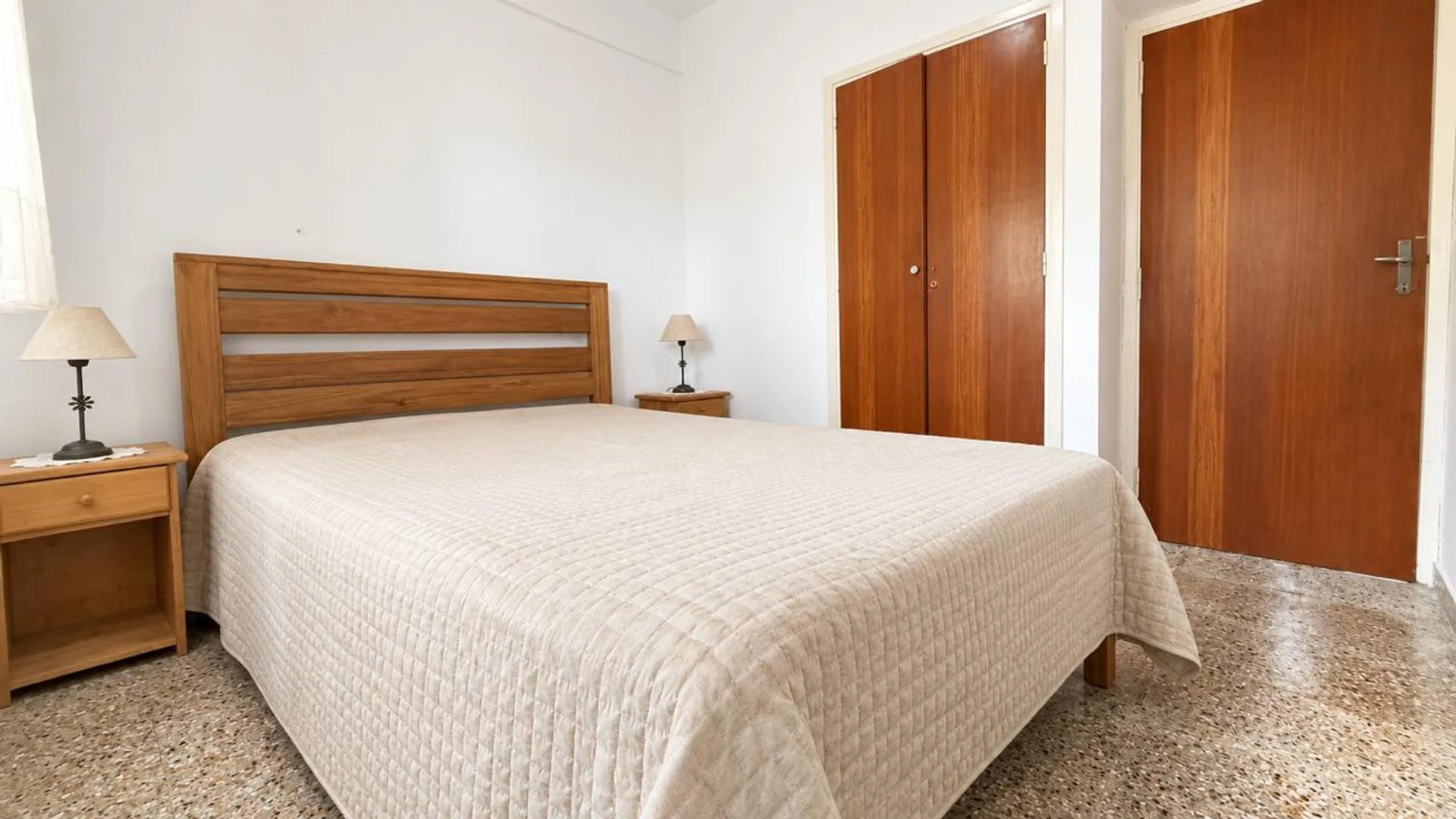 Venta departamento 2 ambientes centrico foto 4
