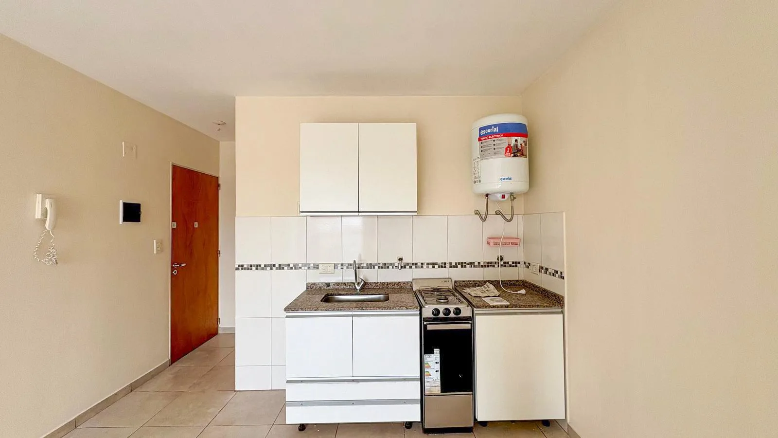 Ov. Lagos 500 - Monoambiente en venta - Rosario, Pichincha foto 2
