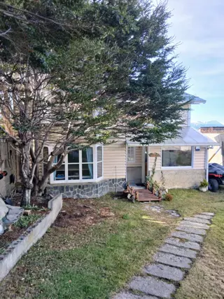 casa con gran patio a la venta en ushuaia foto 5