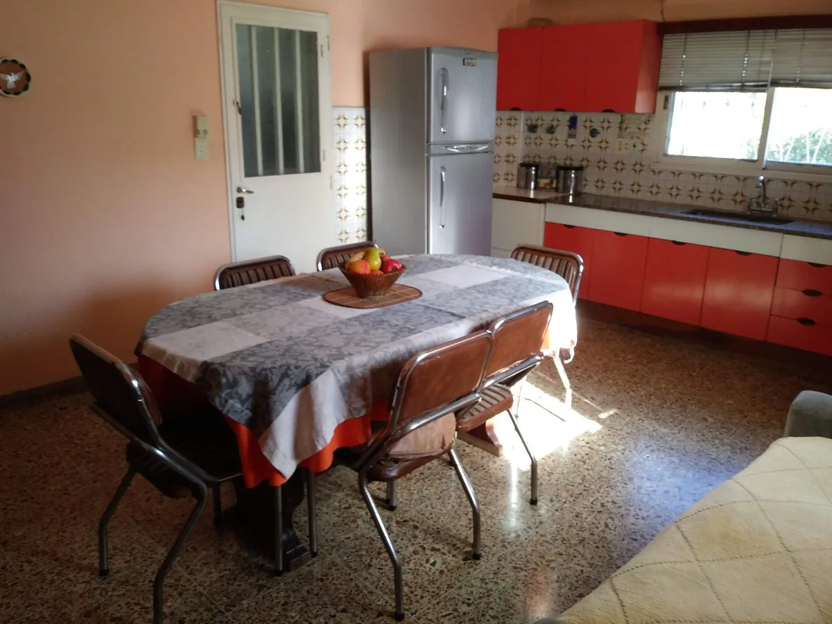 CASA 4 AMBIENTES ALQUILER EN JOSE C PAZ foto 4
