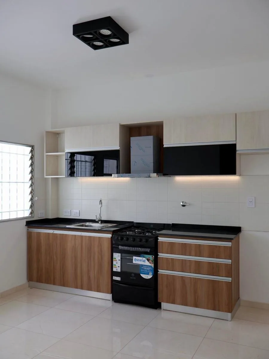 VENTA PH 4 AMB CON PATIO, TERRAZA Y QUINCHO foto 3