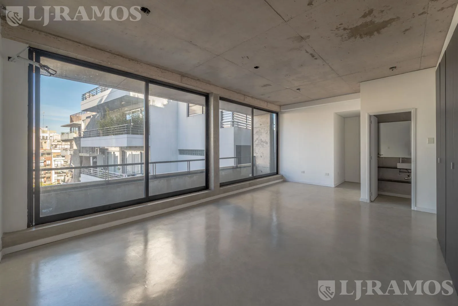 A ESTRENAR 2 AMBIENTES EN NUÑEZ CON AMENITIES foto 2
