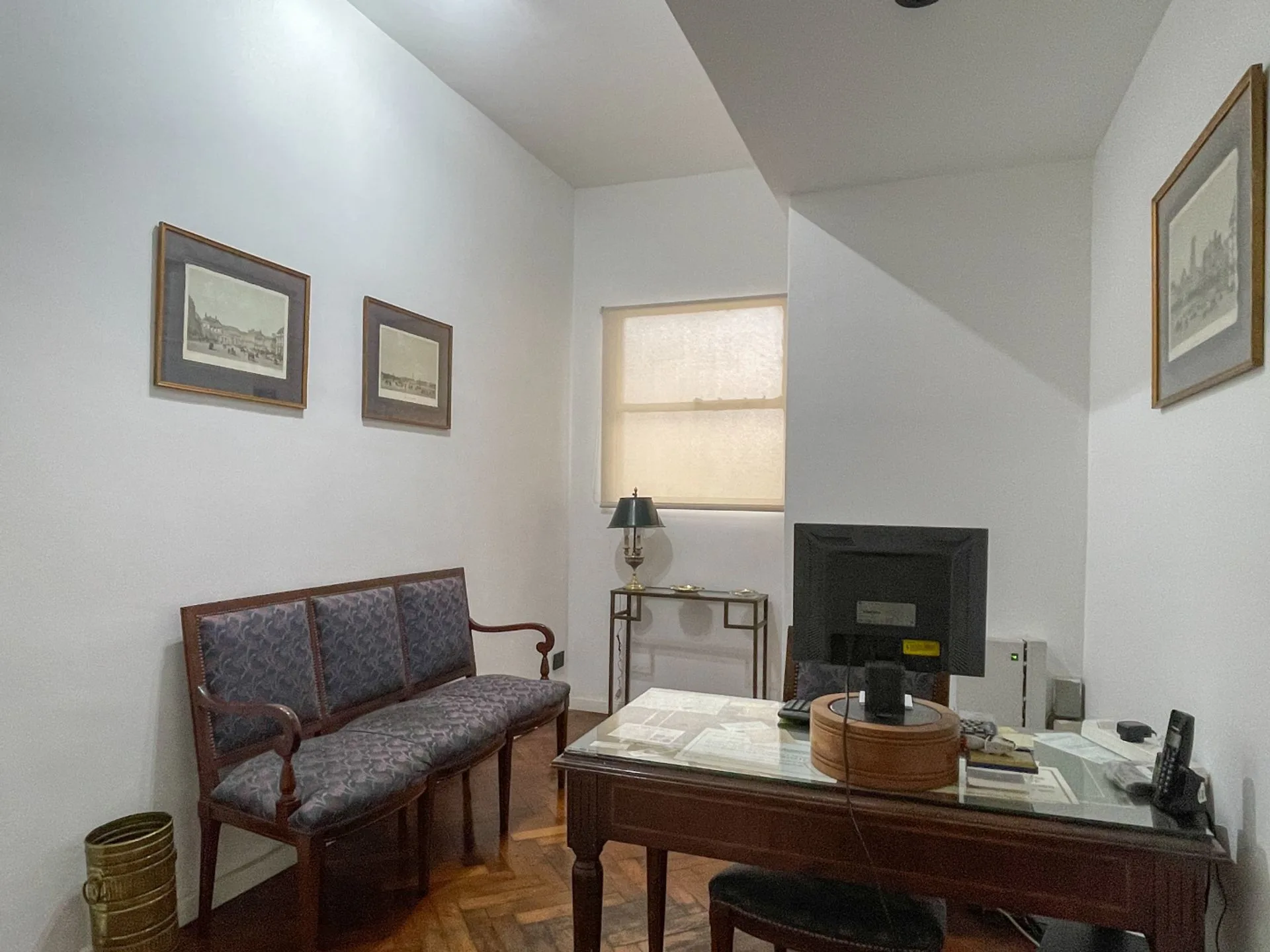 Oficina, Lavalle 1400, en  edificio modernista foto 2