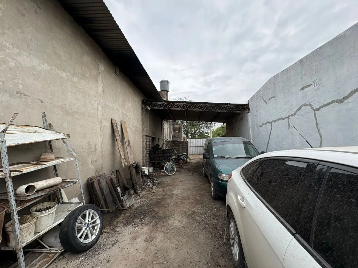 VENTA LOCAL COMERCIAL + CASA foto 3