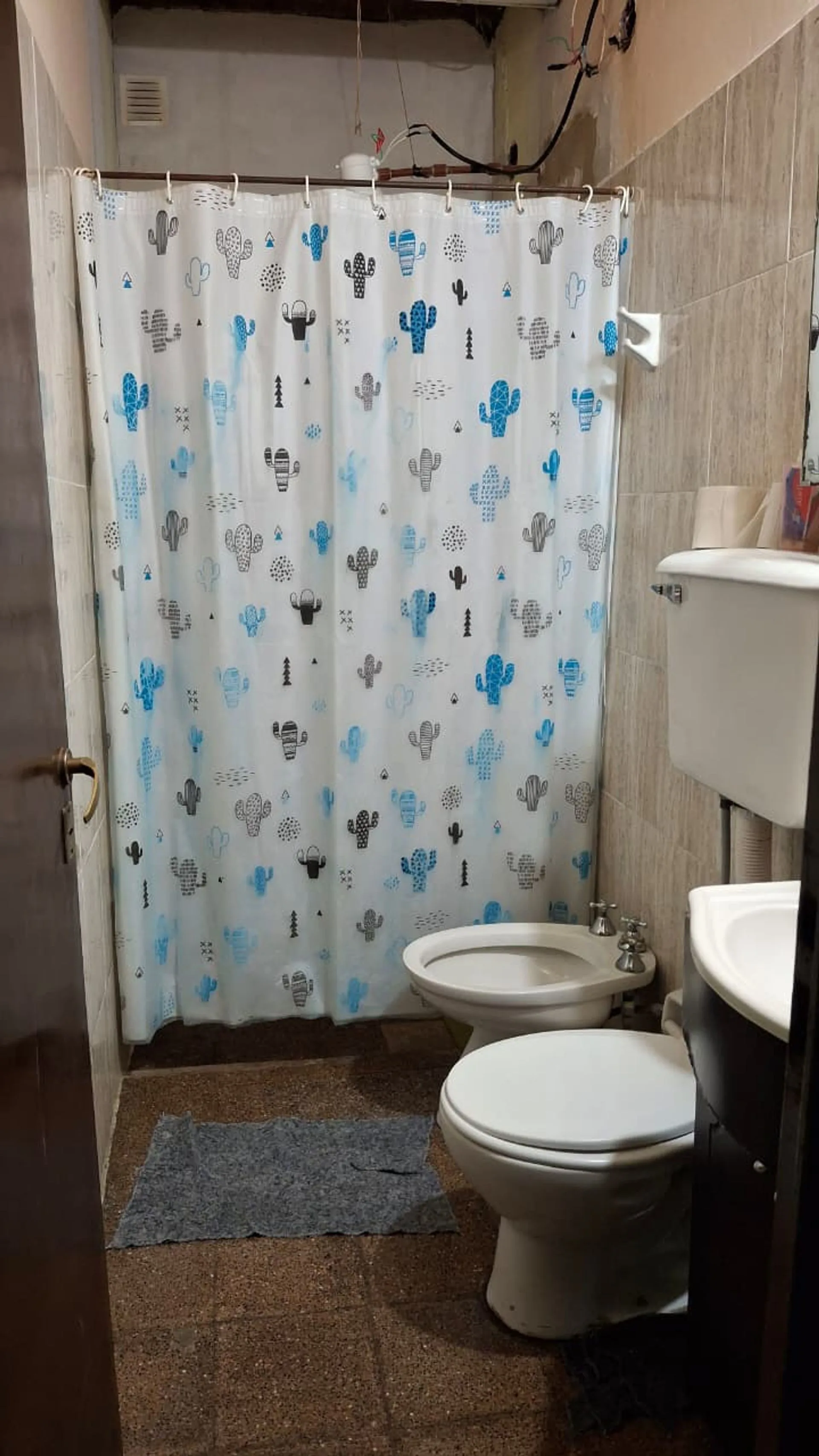 Casa B° 96 viv, Zona Sur foto 4