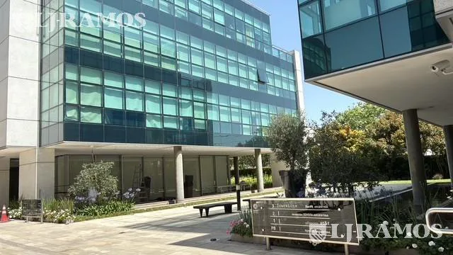 Alquiler de oficina de 700 m2 en Martínez foto 4