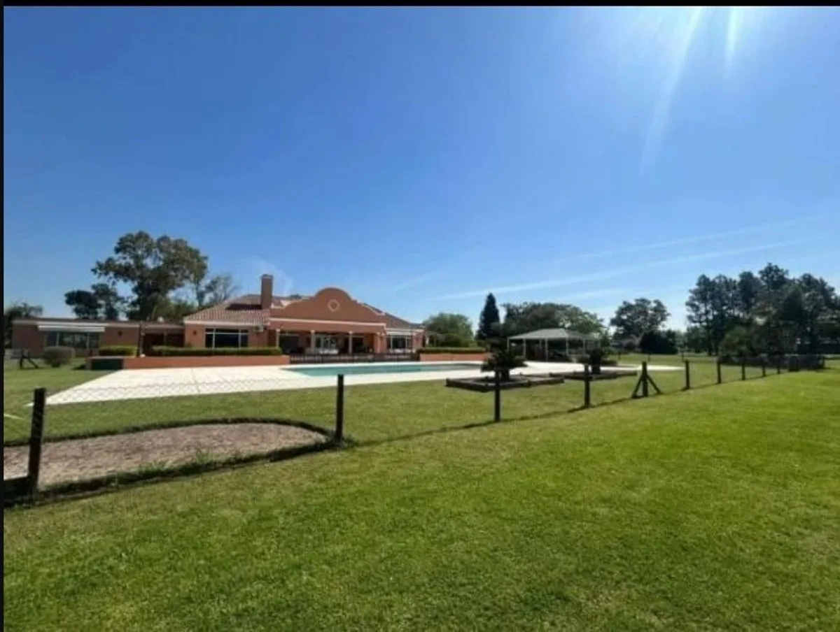 GRAN LOTE 2000m2 B° FINCAS DE SAN VICENTE GOLF foto 5