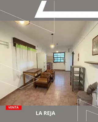 CASA A LA VENTA EN LA REJA foto 4