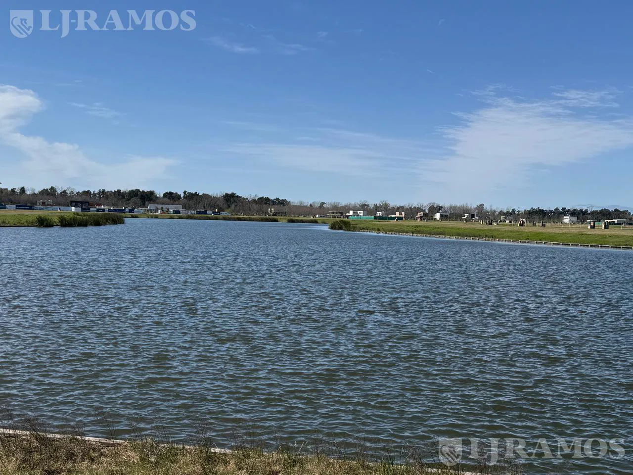 Terreno en Puertos del Lago - BARRIO AMARRAS foto 3