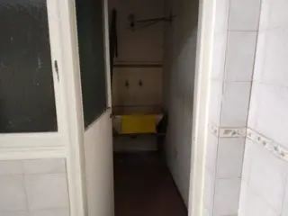 Departamento dos ambientes en venta centro de Monte Grande foto 5
