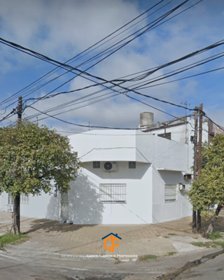 Venta De Ph 2 Ambientes, Ideal Inversión, En Centro De Billinghurst foto 1