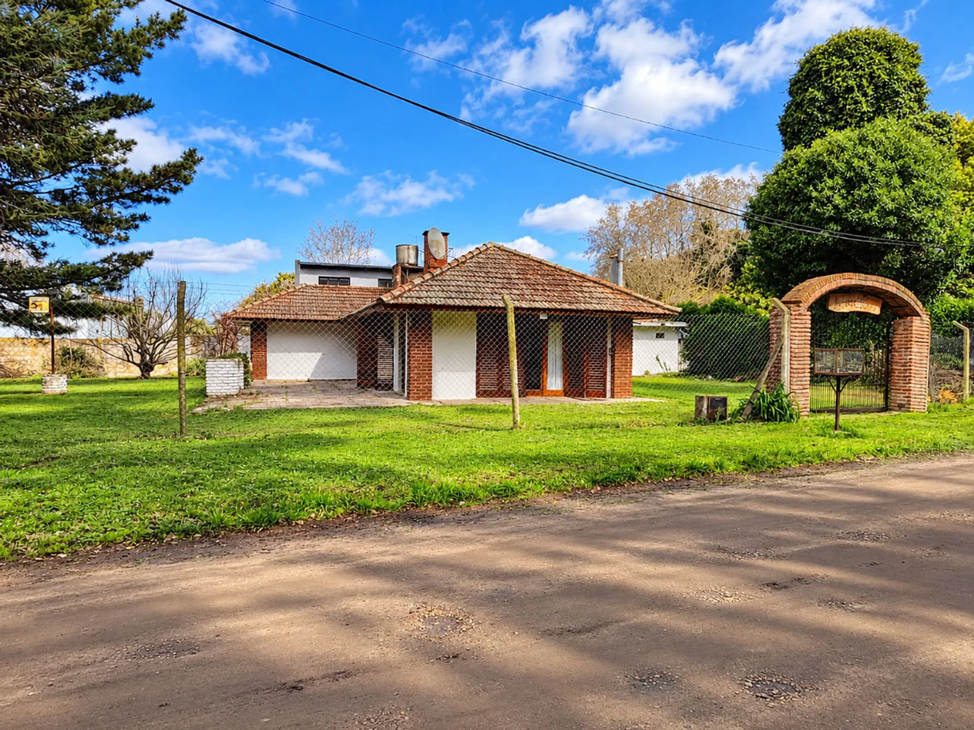 Venta Casa 2 amb Barrio el tejado / pileta