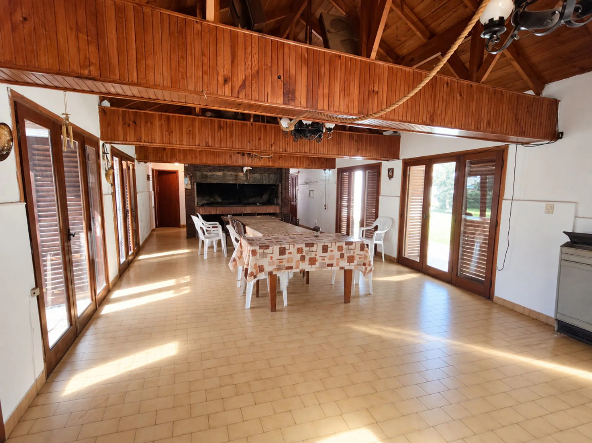 Venta Casa 2 amb Barrio el tejado / pileta foto 3