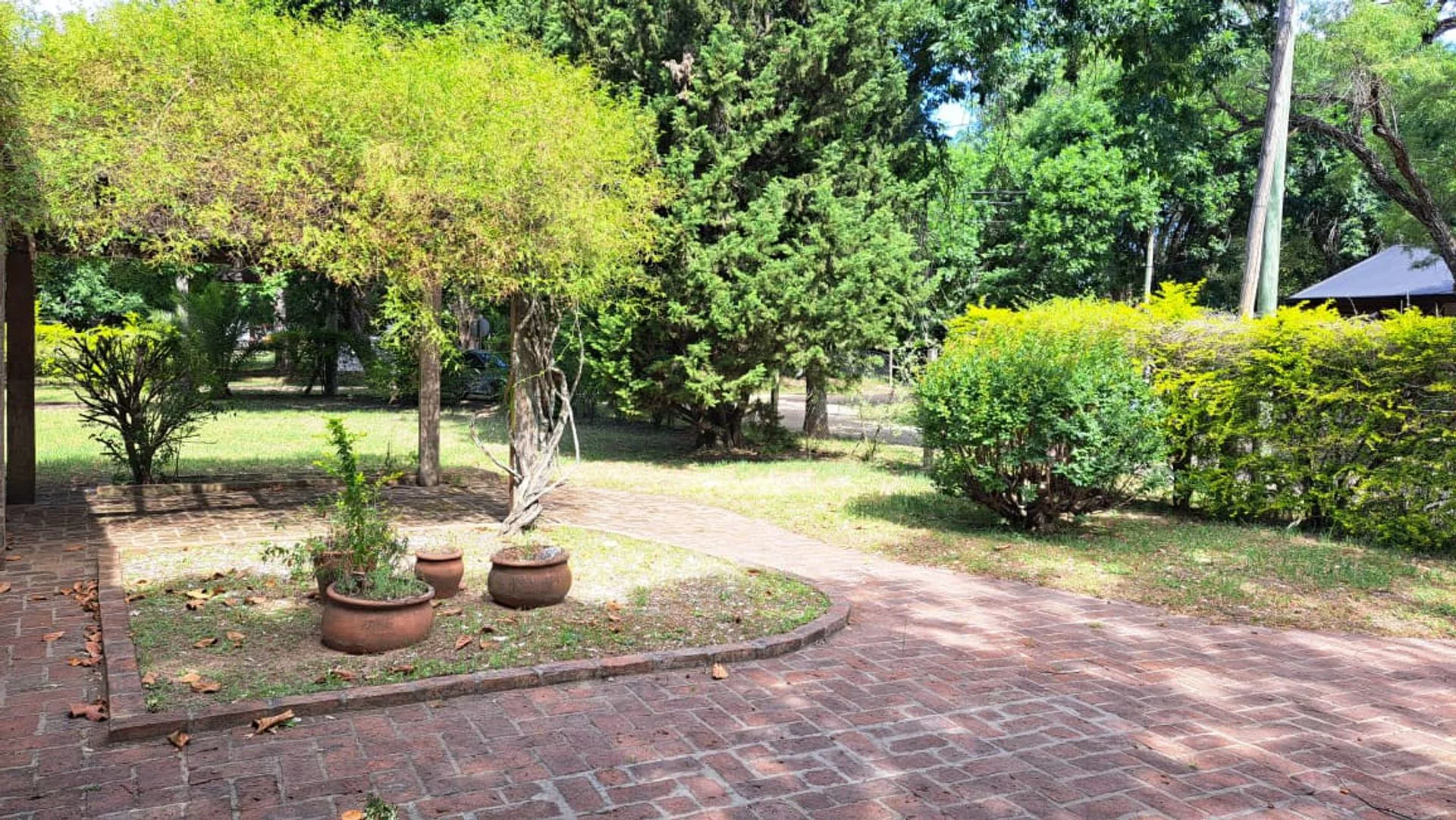 Venta Casa con gran terreno Ruta 1 Km 7 foto 3