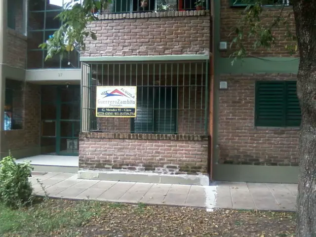 Departamento en VENTA en Complejo de viviendas UPCN de Glew, planta baja.-