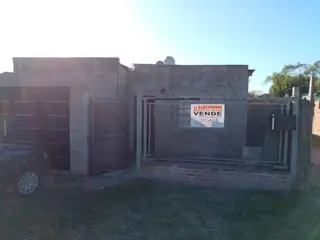 CASA A REFACCIONAR EN BRANDSEN foto 1