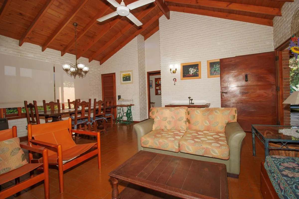 VENTA CASA 4 AMB. Maschwitz Club- Pileta-Parrilla foto 5