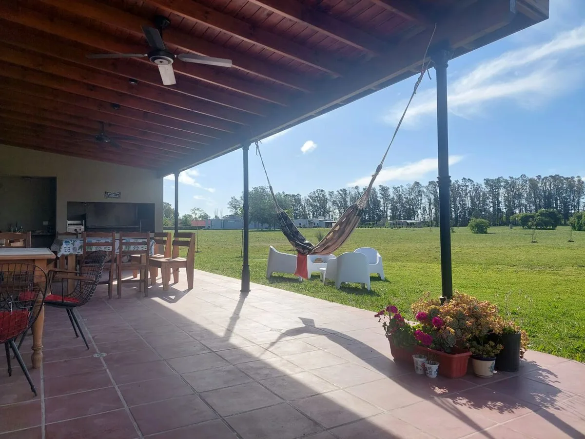ALQUILER TEMPORARIO, CASA EN BARRIO CERRADO foto 2