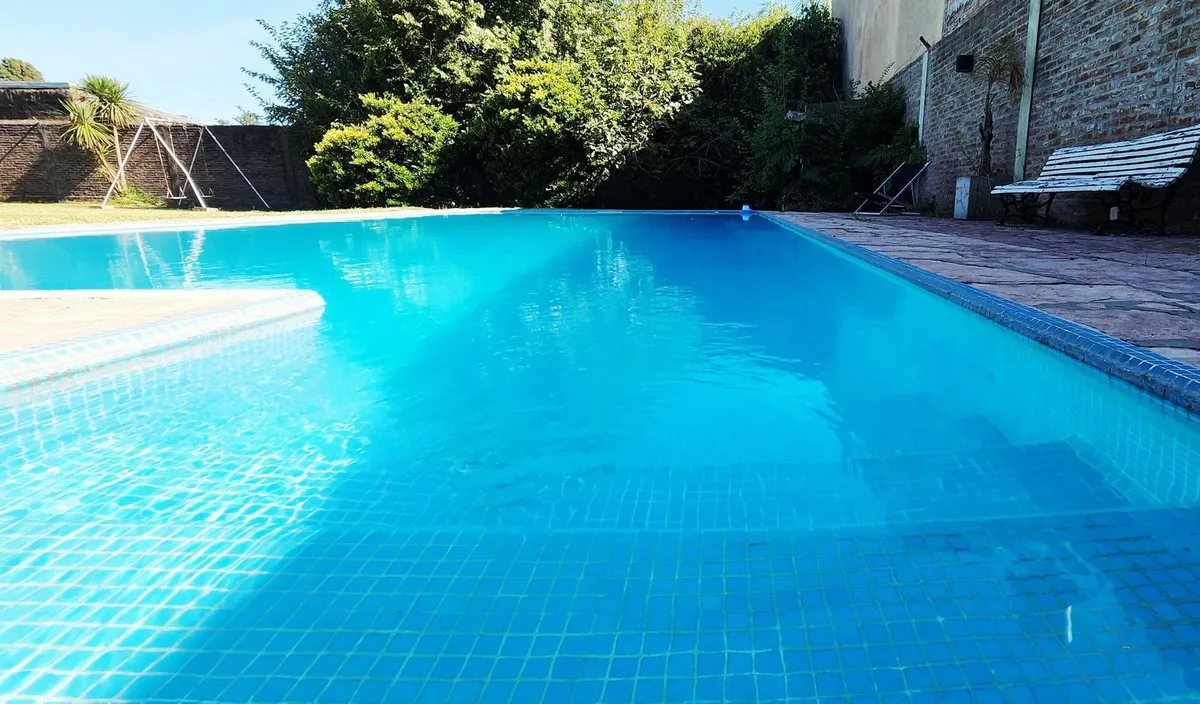 CASA QUINTA 3 AMB LOTE 1.700 m2 C/ PILETA PARRILLA foto 5