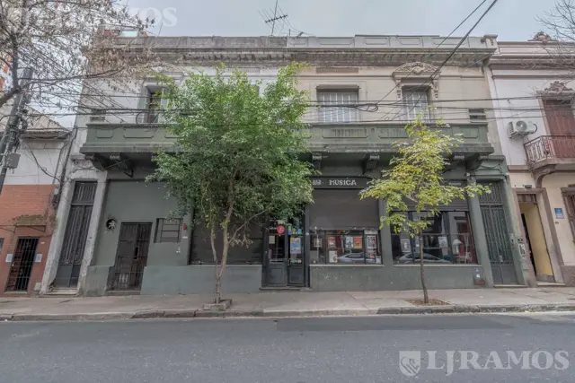 Local en venta en Almagro - Maza 177
