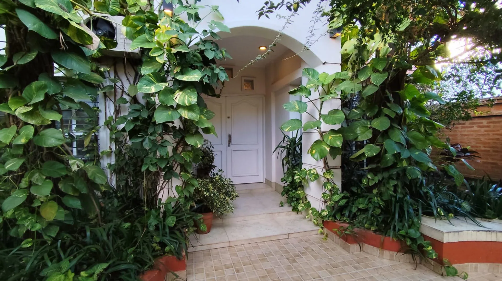 Casa en Venta en Barrio Exclusivo de Resistencia.- foto 5