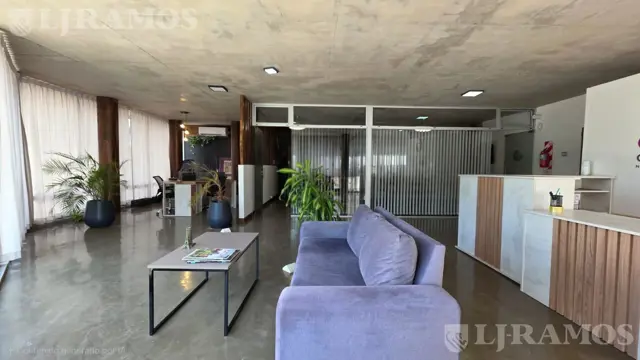 Oficina en Gasuarinas Garden - Canning - PG