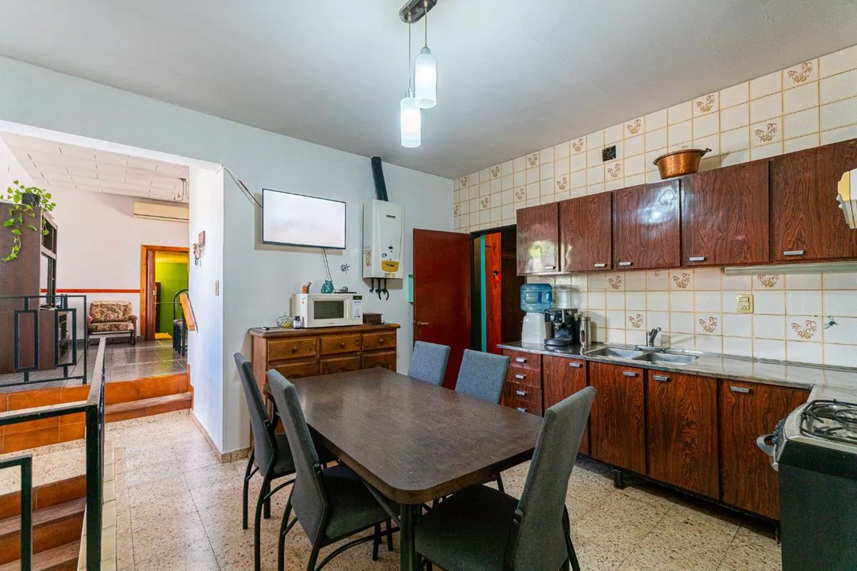 VENTA CASA PLANTA ALTA DOS DORMITORIOS - ECHESORTU foto 2