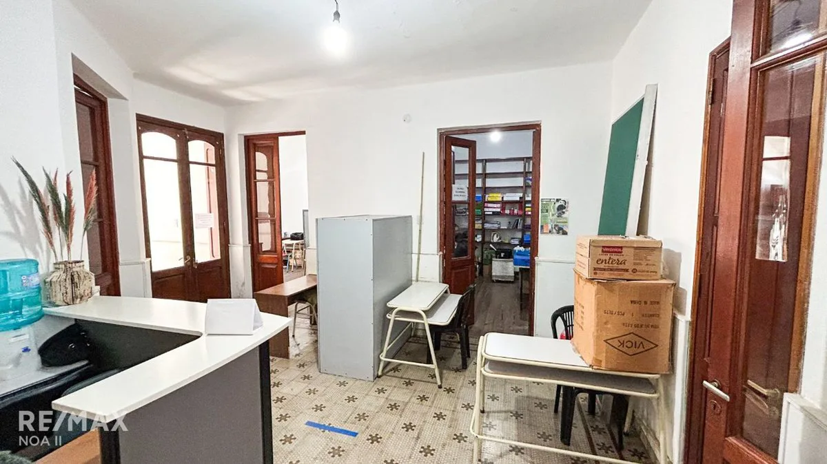 VENTA CASA 6 DORM B°CENTRO foto 5
