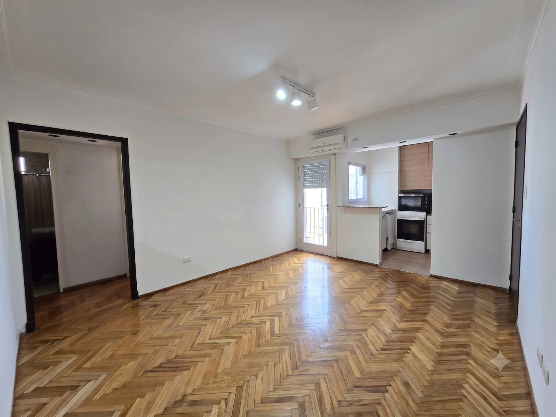 VENTA DOS AMBIENTES foto 2