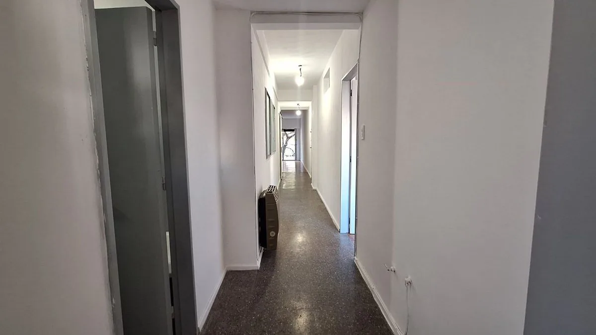VENTA BELGRANO 3 AMB C/BALCON Pque de INNOVACION foto 3