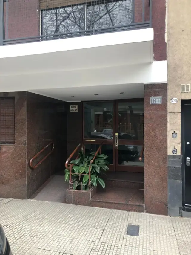 ALQUILER 2 AMB PICHINCHA 1282 PISO 4 SAN CRISTOBAL