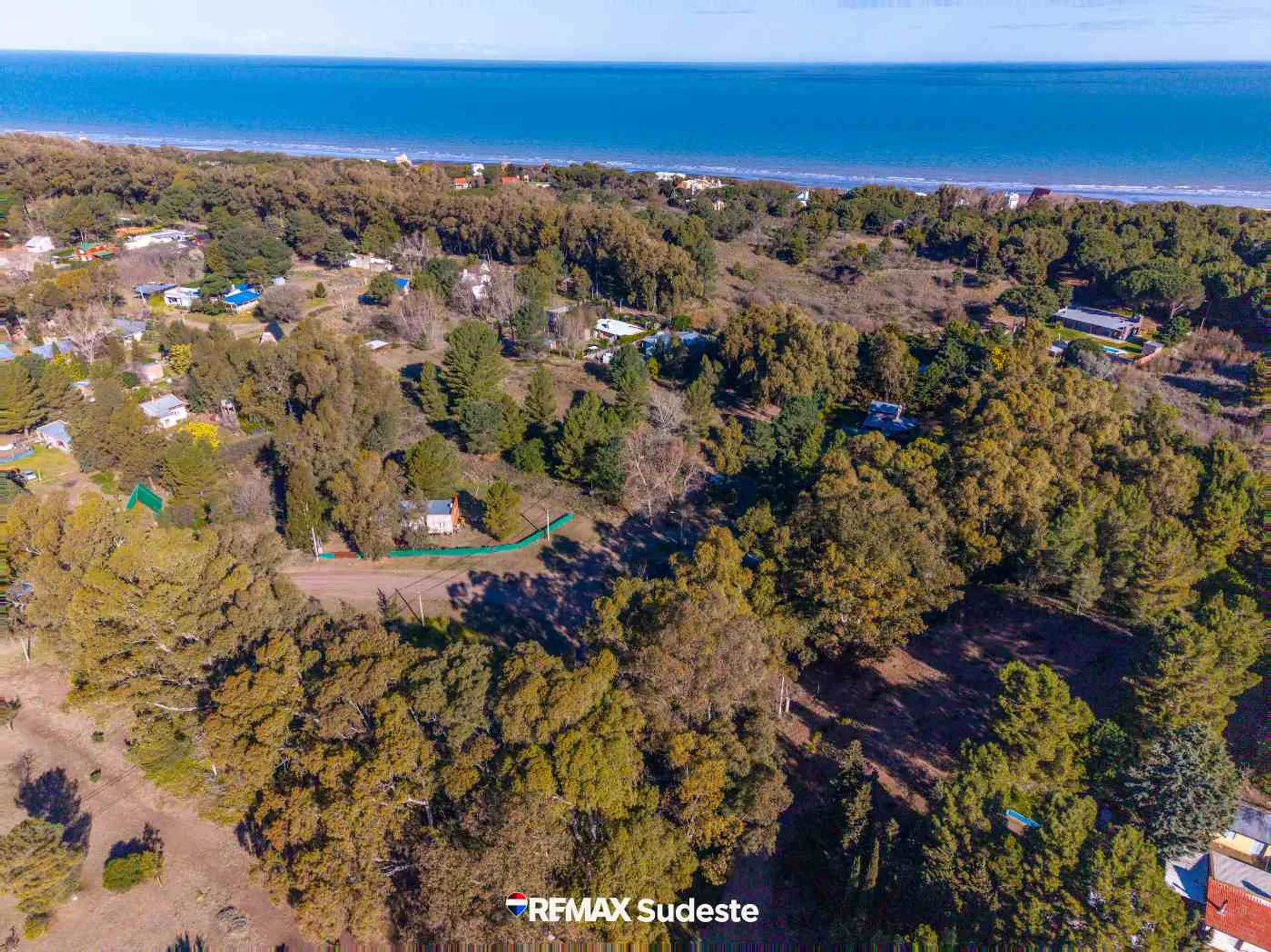 VENTA DOS TERRENOS EN PEHUEN CO foto 4