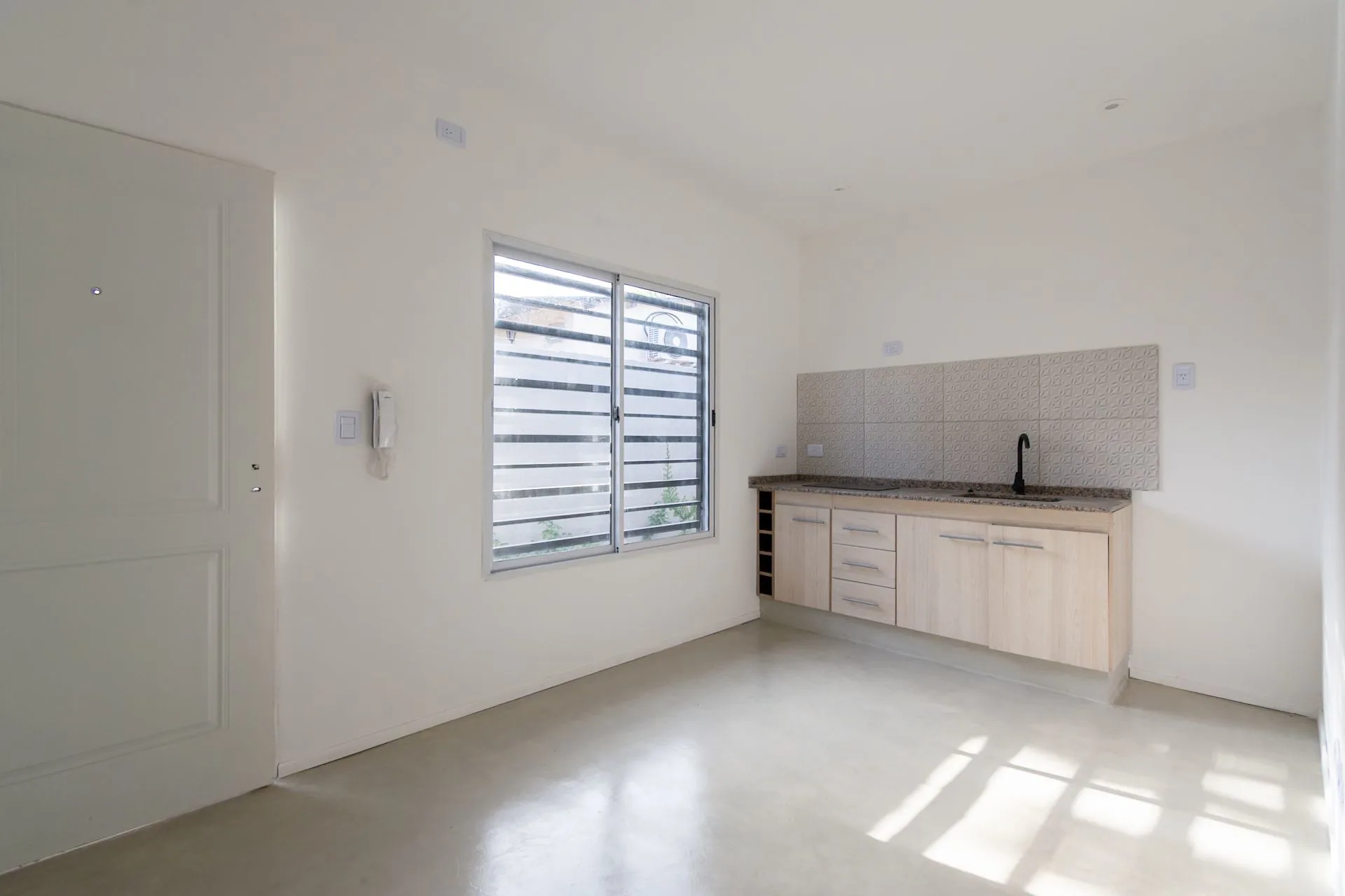 VENTA DEPARTAMENTO PH 2 AMB ITUZAINGO FINANCIA foto 4