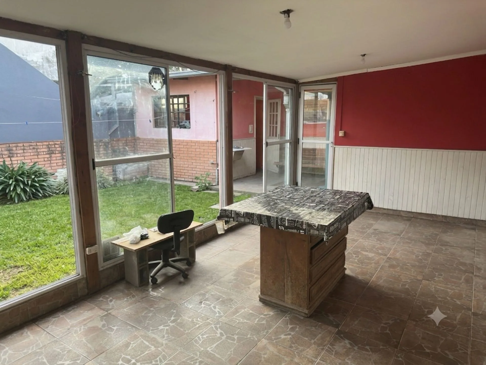 CASA EN VENTA EN CASTELAR MORON foto 5