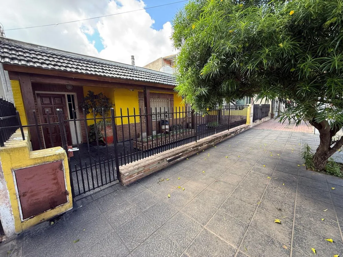 VENTA CASA 3 DORM VILLA CORINA EXC UBICACION foto 3