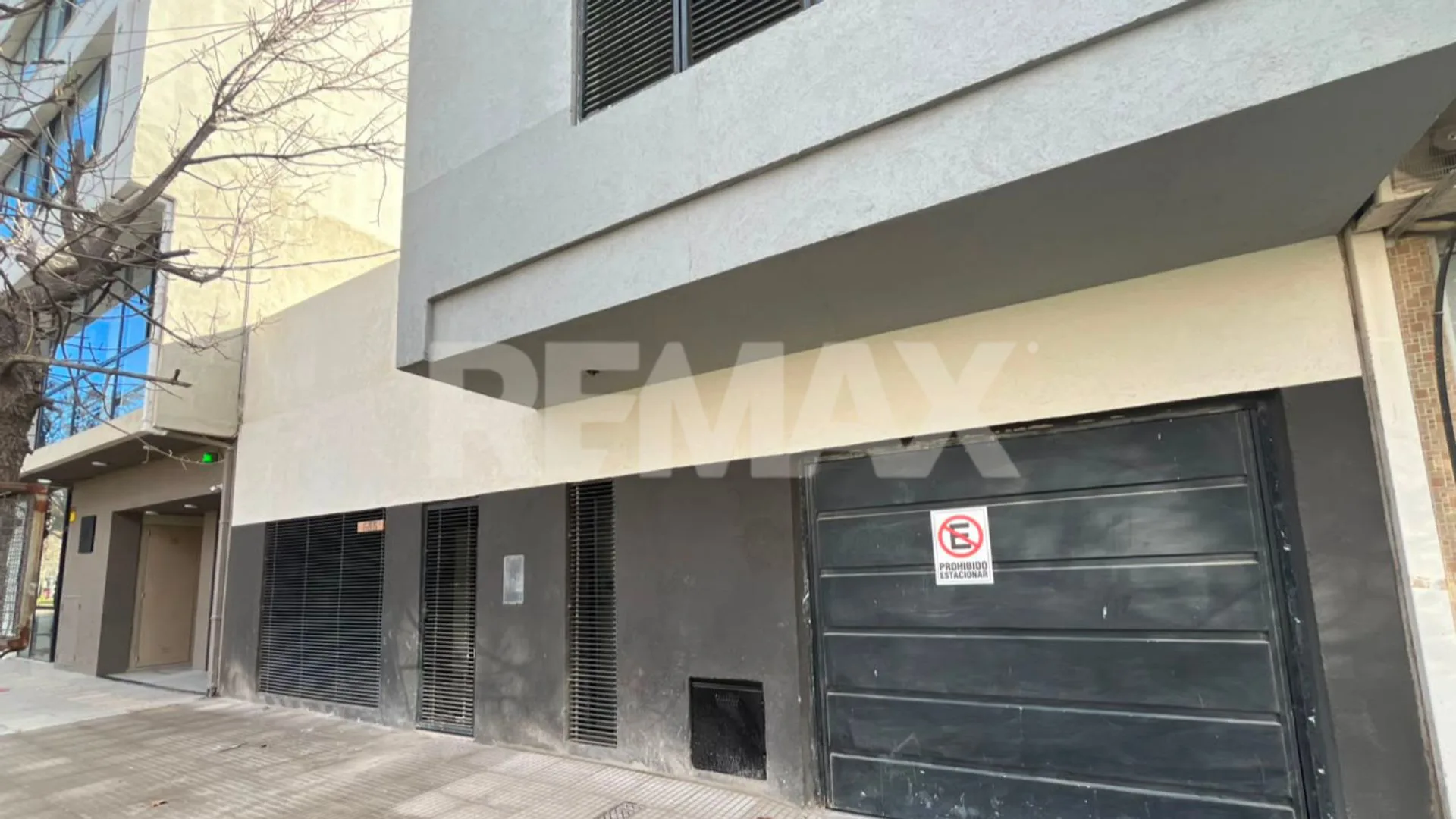 Casa 7 Ambientes en Venta Zona Centro Cipolletti foto 4