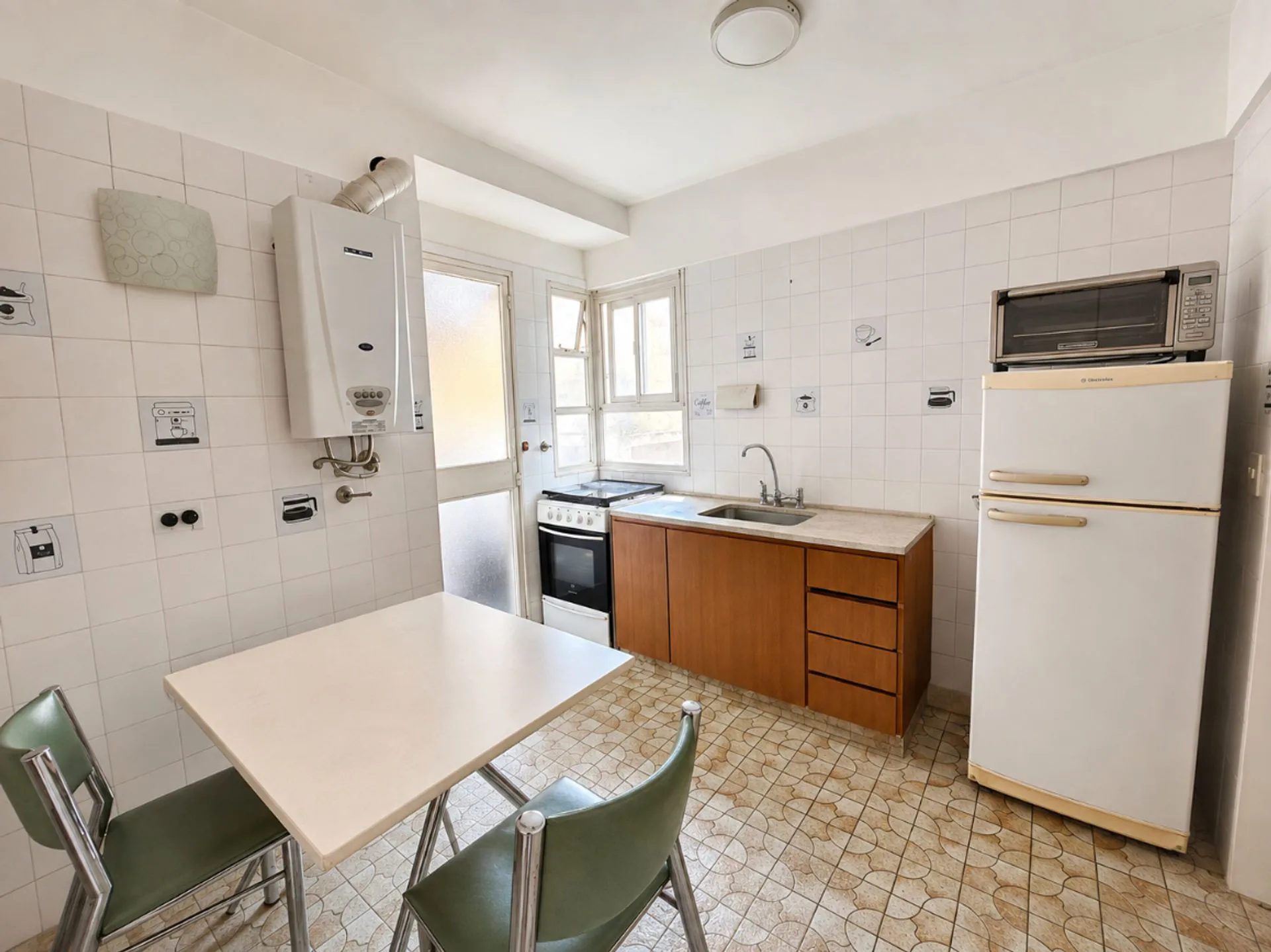 VENTA DEPARTAMENTO 3 AMB. 2 DORMITORIOS - PALERMO foto 2