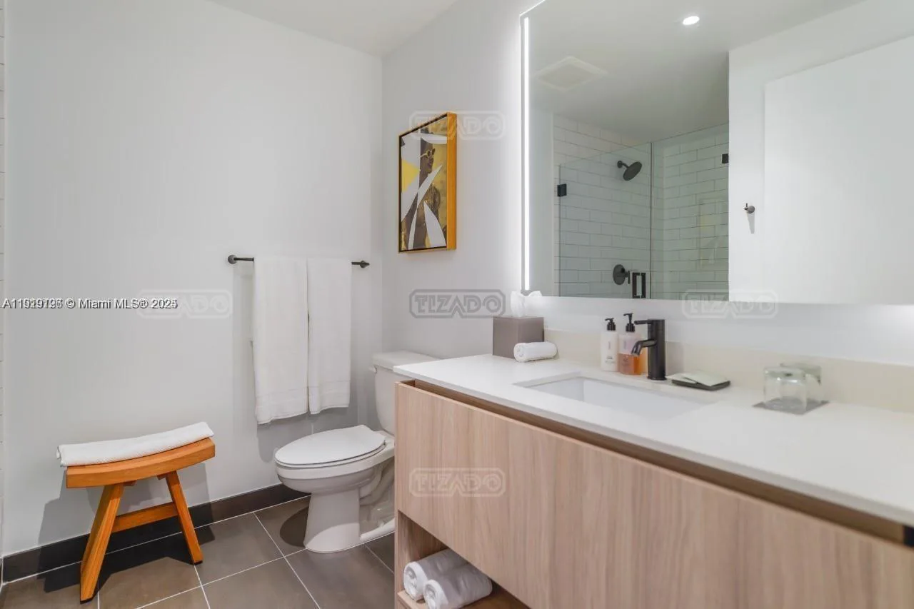 398 NE 5th St 300 foto 5