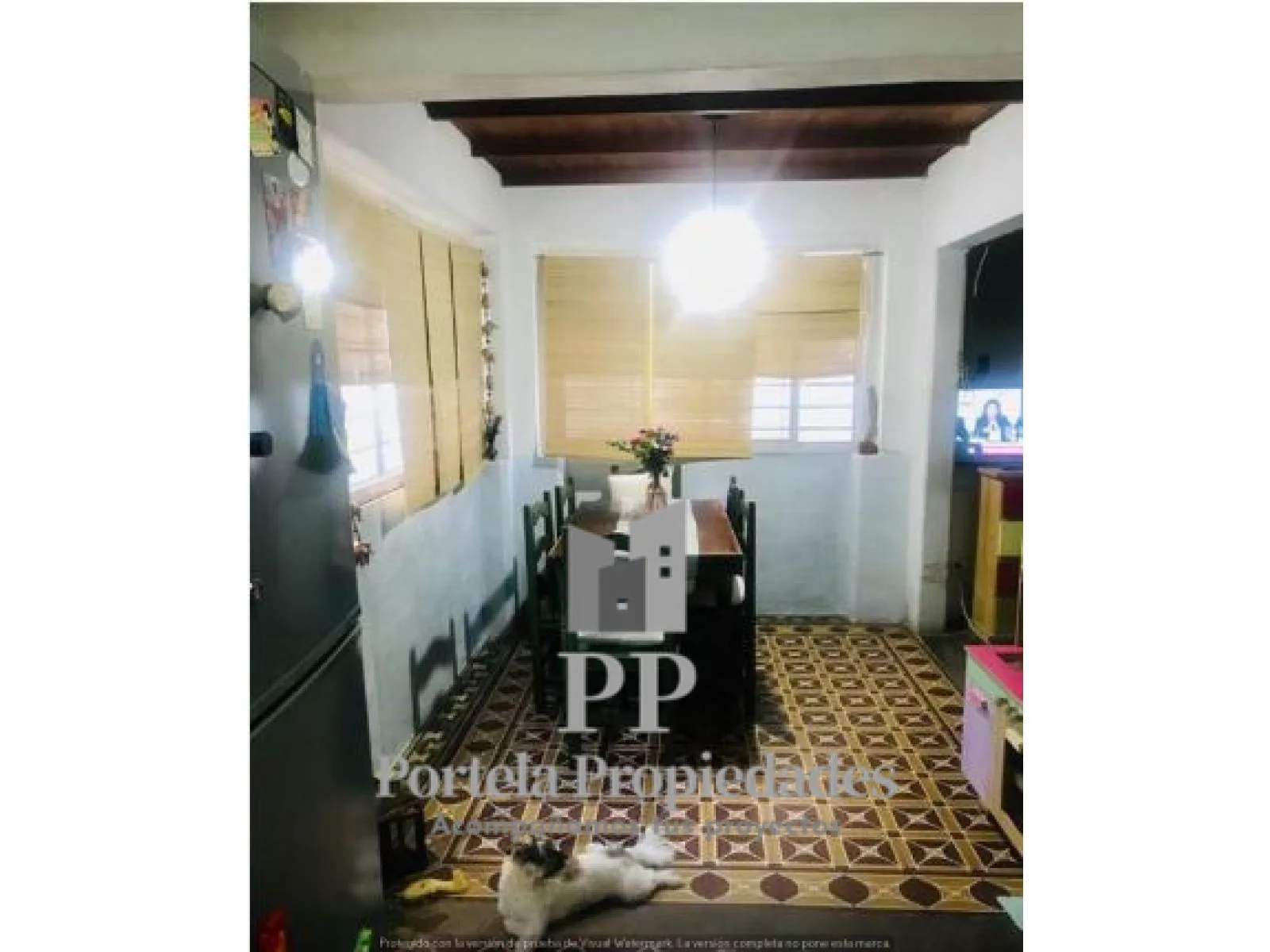AMPLIO LOTE DE 8.66 X 50 METROS CON 3 CASAS EN CASTELAR SUR POSIBLE ACEPTACION DE PERMUTA A CONVENIR foto 3