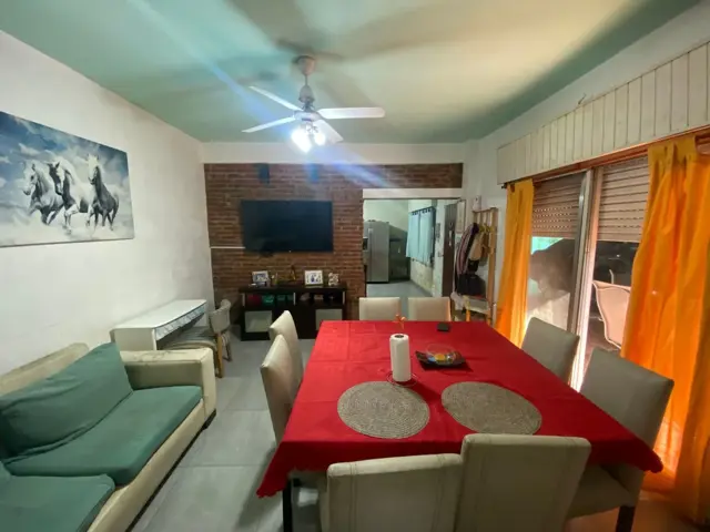 PH EN VENTA 3 AMB C/ PATIO Y GARAGE ACEPTA PERMUTA