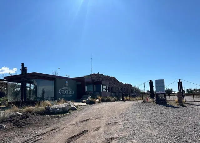 LOTE EN VENTA BARRIO PRIVADO ALTOS DE LA CRUCESITA