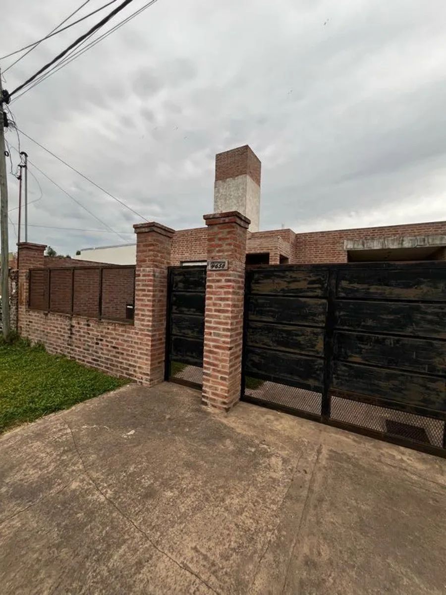 CASA MODERNA EN VENTA SANTO TOME. foto 3