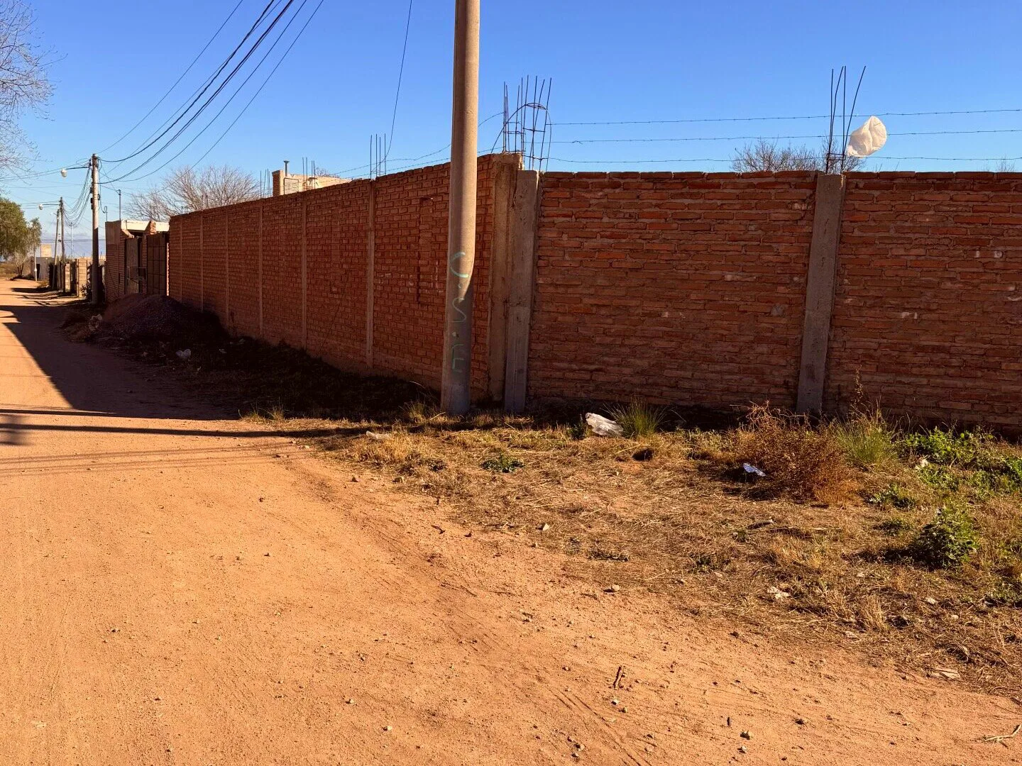 VENTA TERRENO BARRIO JARDIN foto 5