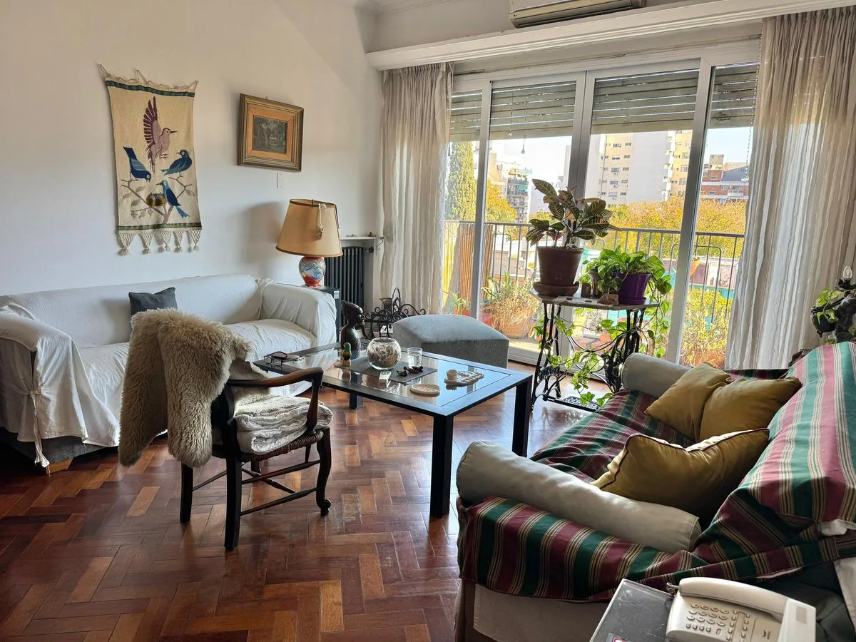 Venta 3 amb 2 baños, balcón vista abierta Olivos foto 3