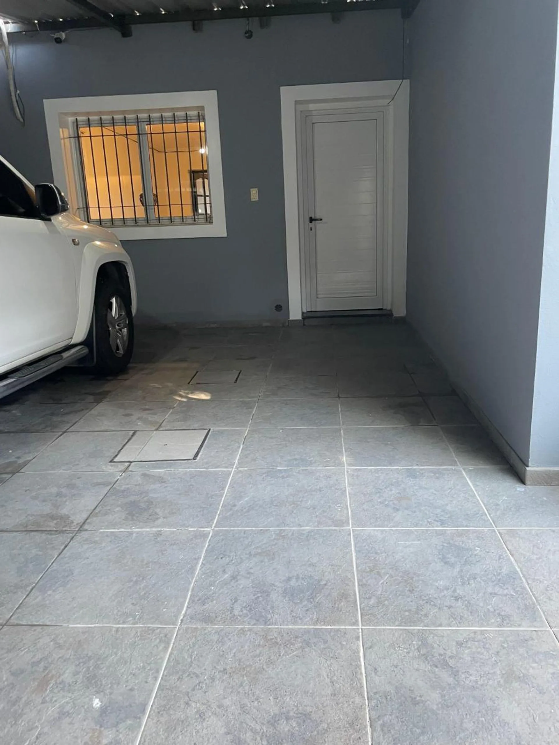 VENTA CASA 5 DORMITORIOS RECICLADA BARRIO EMPALME foto 4