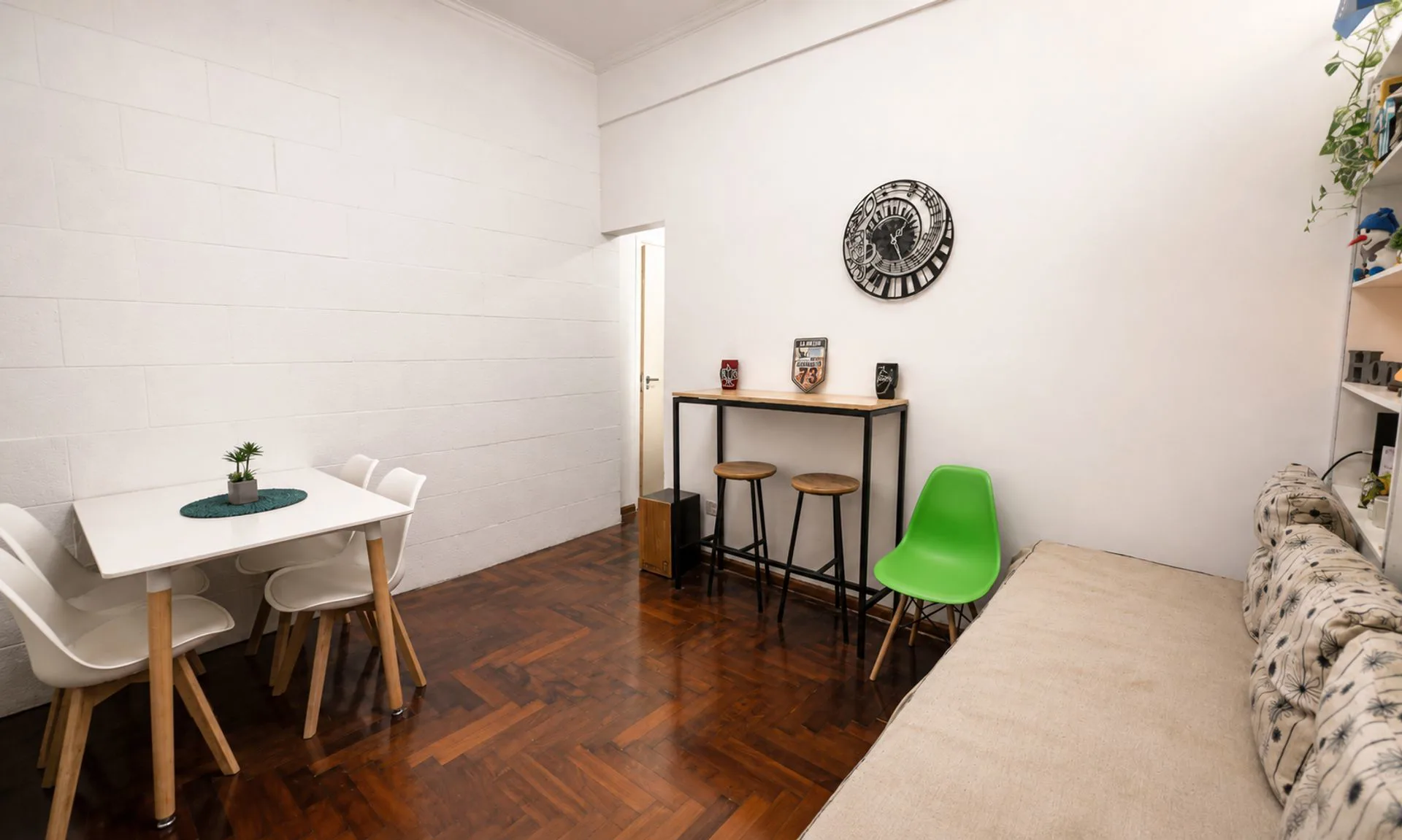 PH EN VENTA 2 AMBIENTES CON PATIO  | CABALLITO foto 3